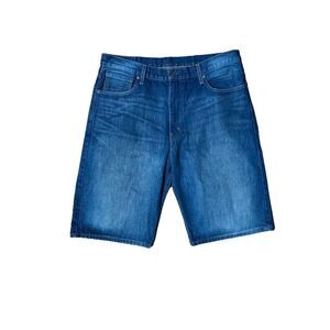 Levi 569 Faded Light Washed Men’s Jorts  Size: 36x11